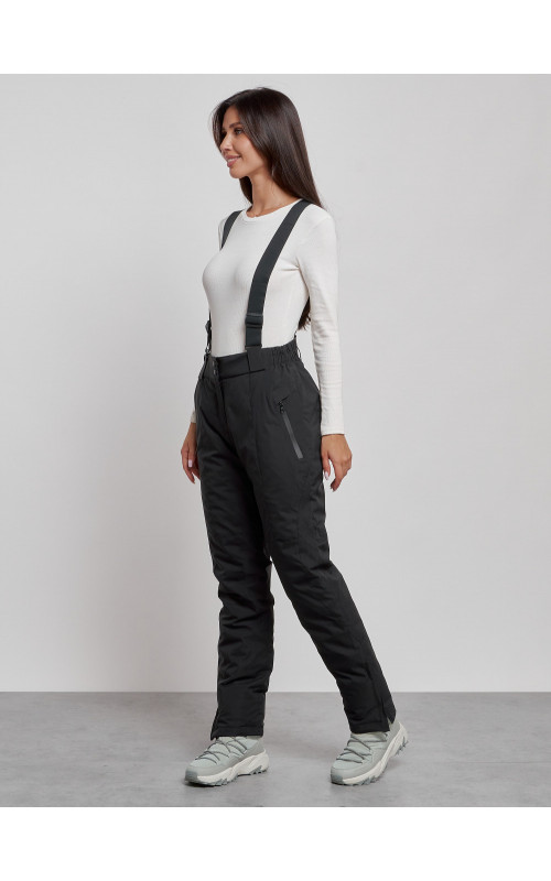 Женский горнолыжный костюм для активных зимних развлечений.