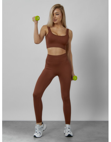 Женский спортивный костюм для фитнеса.