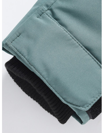 Парка для мальчика зимняя с внутренними лямками.