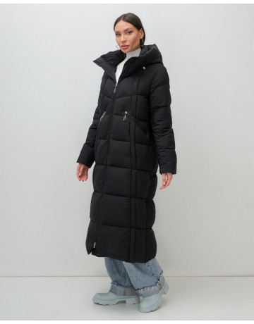 Длинный зимний пуховик для женщин с капюшоном.