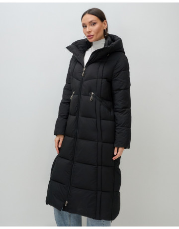 Длинный зимний пуховик для женщин с капюшоном.