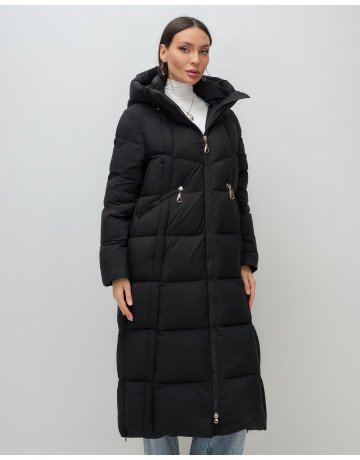 Длинный зимний пуховик для женщин с капюшоном.