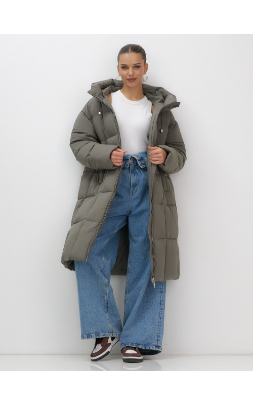 Длинный зимний пуховик с капюшоном для женщин