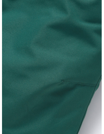 Зимний комбинезон для мальчика: активный отдых и безопасность