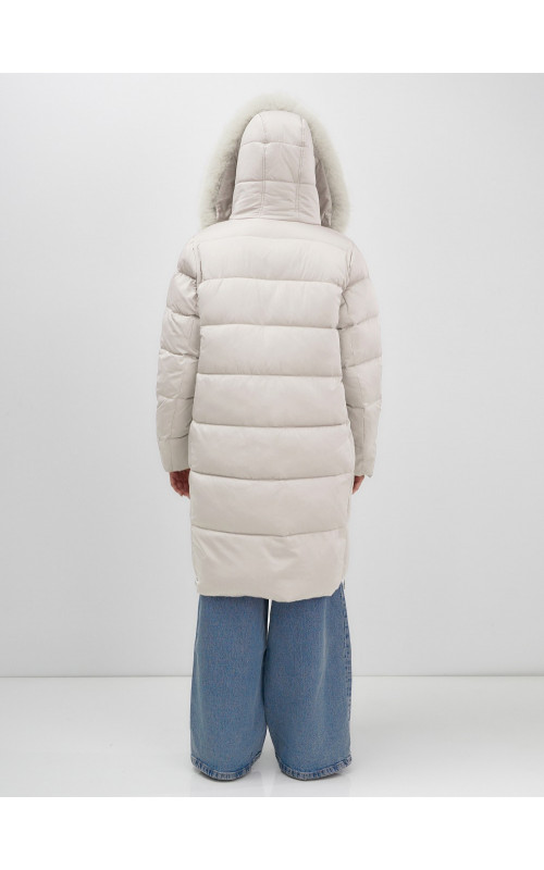 Длинный зимний пуховик с мехом песца.