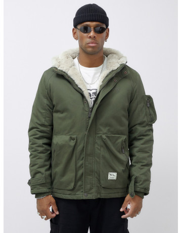 Мужская зимняя парка: комфорт и защита в холода