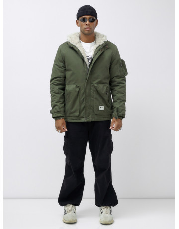 Мужская зимняя парка: комфорт и защита в холода