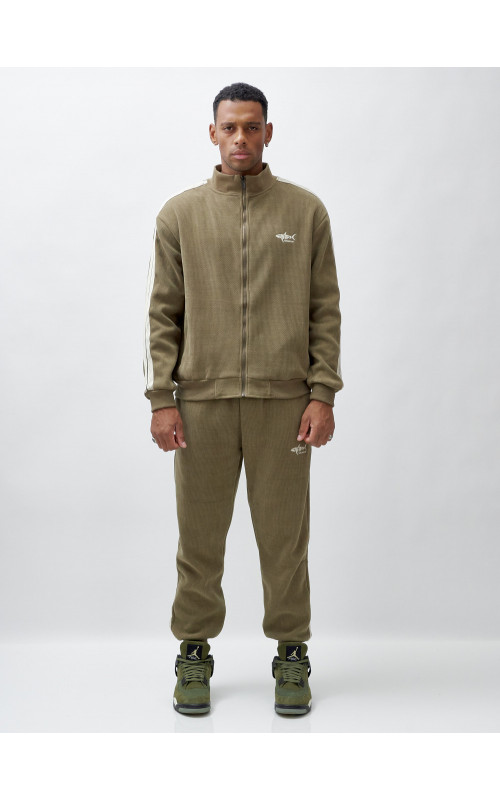 Мужской спортивный утеплённый костюм с начёсом для активного отдыха.