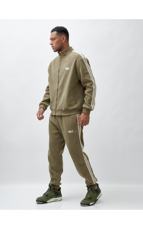 Мужской спортивный утеплённый костюм с начёсом для активного отдыха.