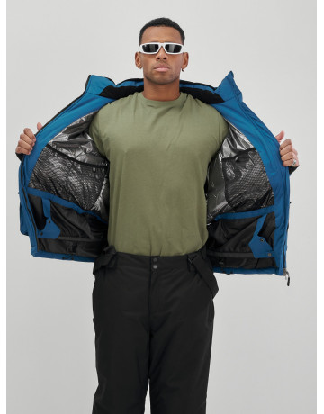 Мужской горнолыжный костюм: куртка и полукомбинезон для зимних активностей.