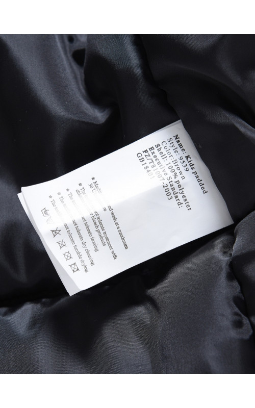 Зимняя парка для мальчика-подростка тёплая и практичная.