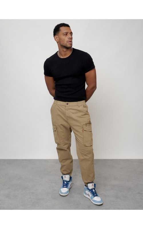 Мужские брюки карго зауженного кроя.