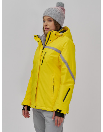 Женская горнолыжная куртка: стиль и защита для зимних склонов