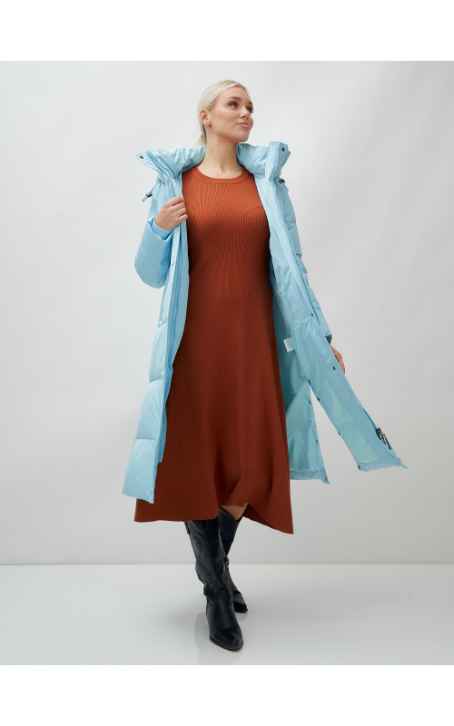 Длинный зимний пуховик с капюшоном для женщин