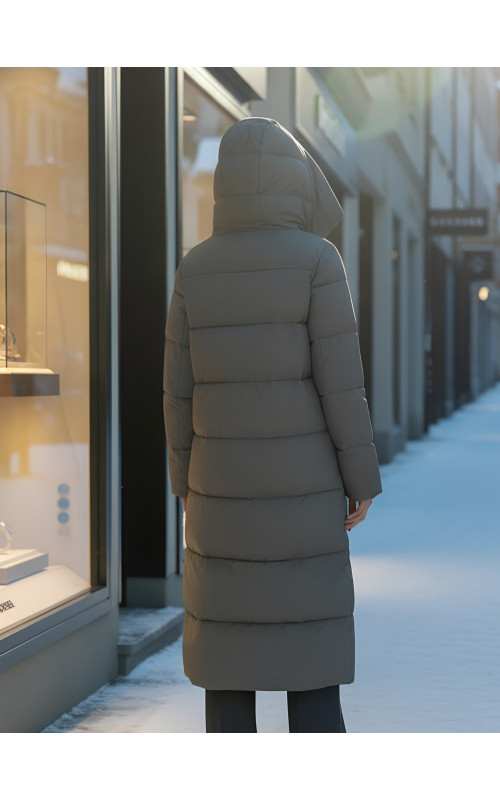 Длинный зимний пуховик с капюшоном для женщин