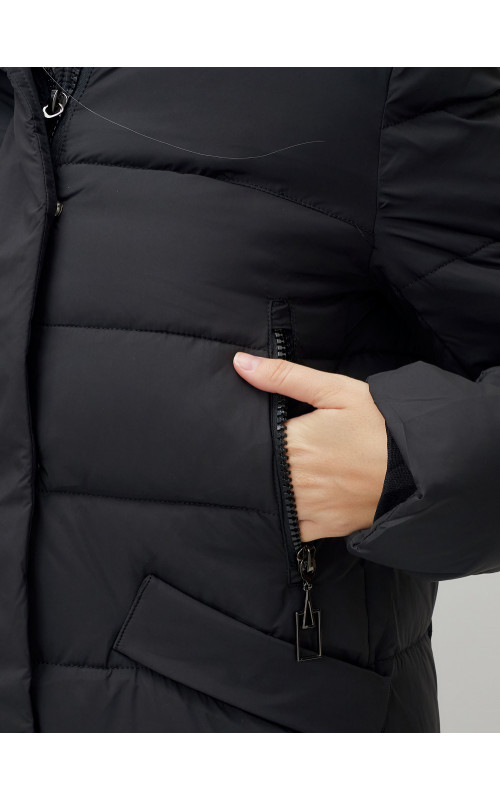 Длинный зимний пуховик с капюшоном для женщин.