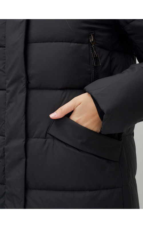 Длинный зимний пуховик с капюшоном для женщин.