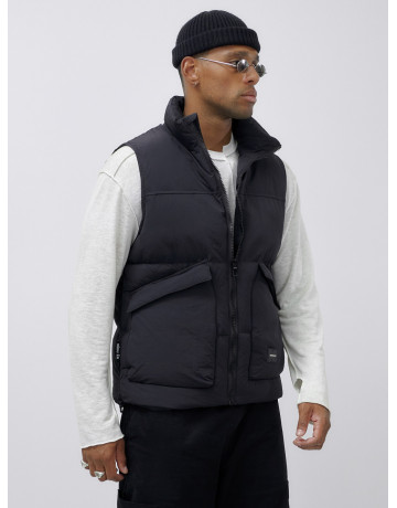 Стеганый зимний жилет для мужчин: защита от холода и стиль.