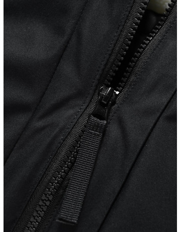 Тёплая детская парка с регулируемой посадкой.