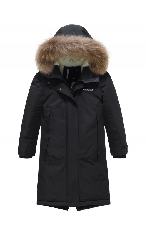 Тёплая детская парка с регулируемой посадкой.