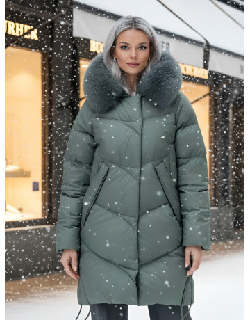 Длинный пуховик премиум-класса для зимы.