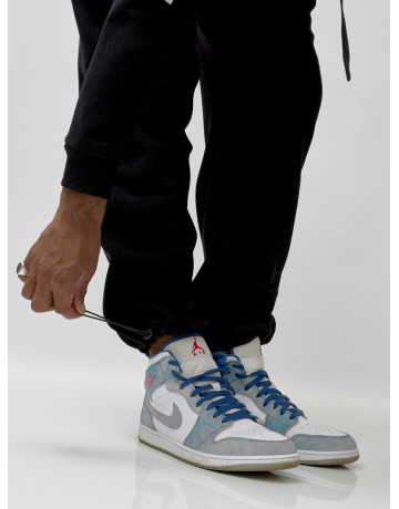 Утеплённый мужской спортивный костюм с начёсом для активных дней.