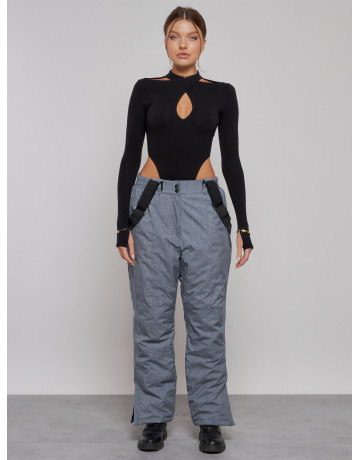 Женский горнолыжный костюм для зимних видов спорта.