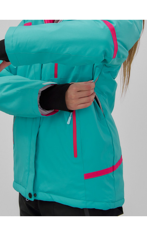 Женская горнолыжная куртка: идеальная посадка и комфорт