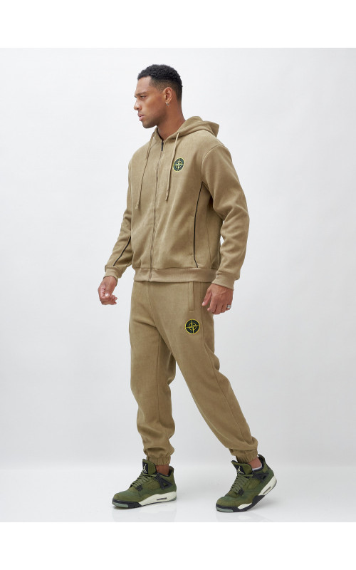 Утеплённый демисезонный костюм для мужчин.