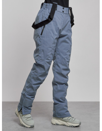 Женский горнолыжный костюм для активного отдыха.