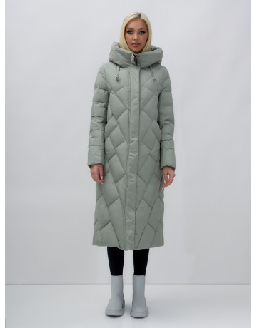 Длинный женский пуховик прямого кроя с капюшоном.