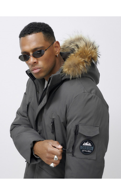 Мужская зимняя парка с мехом — защита и стиль для активного отдыха.