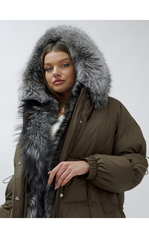 Женская зимняя куртка с мехом чернобурки.
