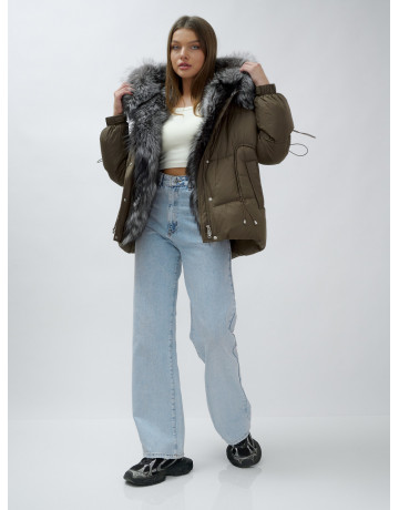 Женская зимняя куртка с мехом чернобурки.