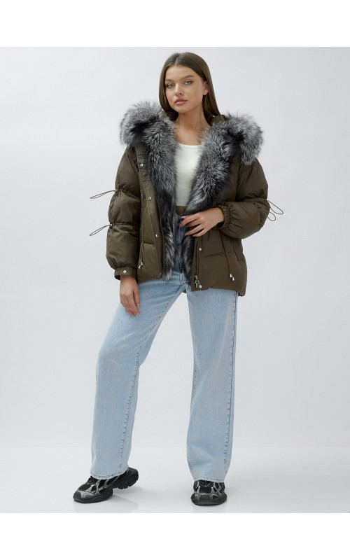 Женская зимняя куртка с мехом чернобурки.