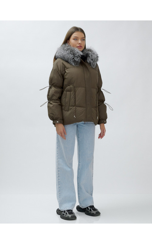 Женская зимняя куртка с мехом чернобурки.