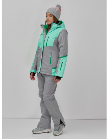 Женский горнолыжный костюм: стиль и комфорт для зимних приключений.