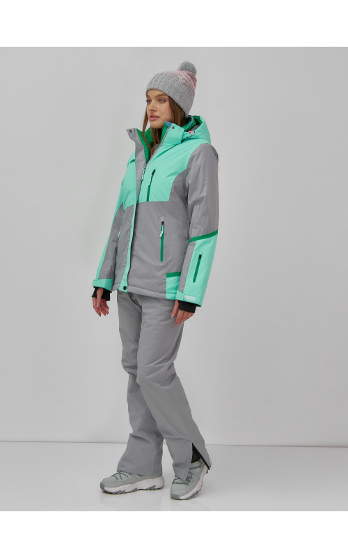 Женский горнолыжный костюм: стиль и комфорт для зимних приключений.
