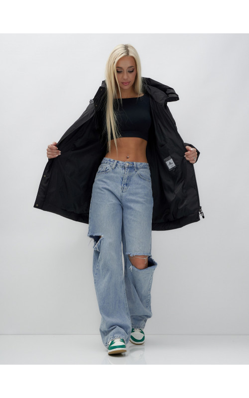 Зимняя куртка в стиле летучая мышь с капюшоном для активного отдыха.