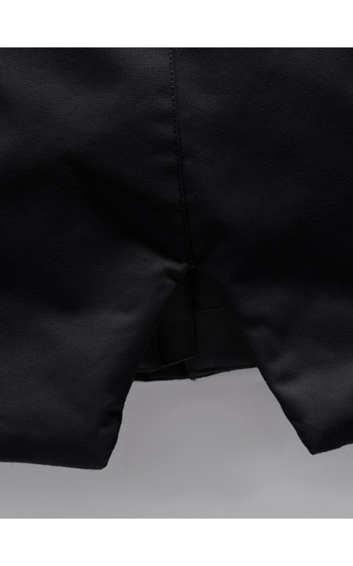 Зимняя парка для девочки-подростка с регулируемой посадкой.