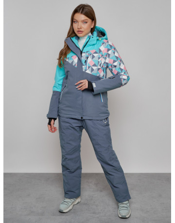 Зимний горнолыжный костюм для женщин.