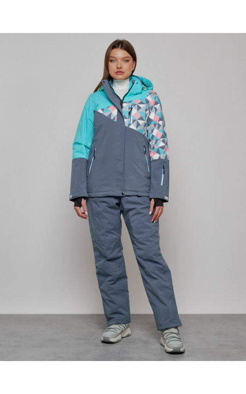 Зимний горнолыжный костюм для женщин.