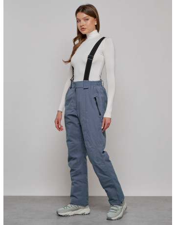 Зимний горнолыжный костюм для женщин.