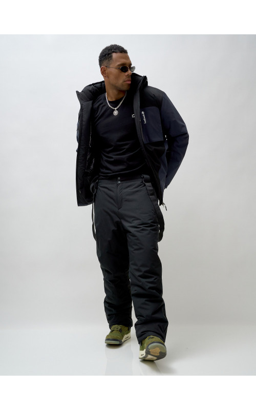 Мужской зимний горнолыжный костюм для активного отдыха.