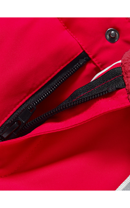 Зимний горнолыжный костюм для девочки: стиль и тепло для зимних приключений