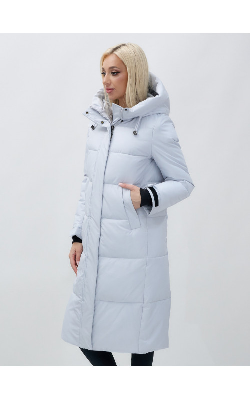 Длинный зимний пуховик с капюшоном для женщин.