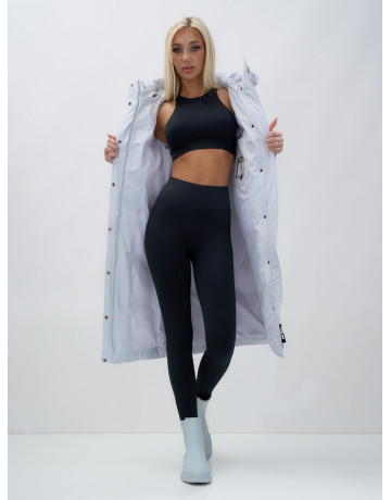 Длинный зимний пуховик с капюшоном для женщин.