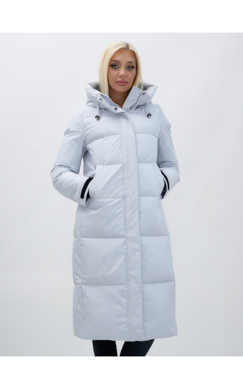 Длинный зимний пуховик с капюшоном для женщин.