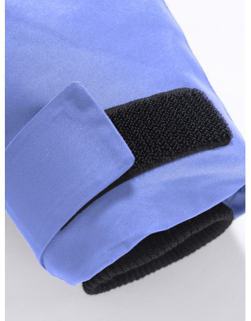 Женская зимняя парка с капюшоном для активного образа жизни.