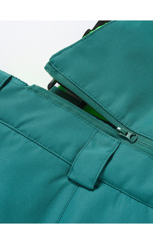 Горнолыжный костюм для мальчика: стиль и функциональность для зимних приключений